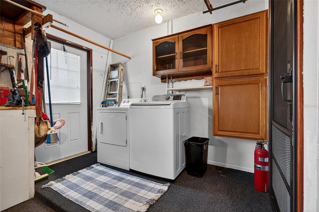 Image 66 of property listing at 5841 OSPREY ROAD, Venice, FL 34293