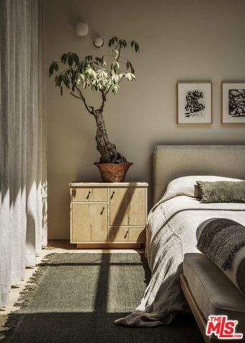 3405 Fryman Road, Studio City, CA 91604