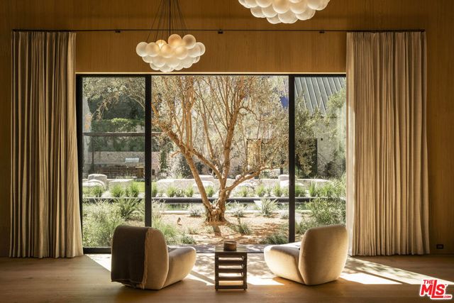 3405 Fryman Road, Studio City, CA 91604