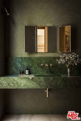 3405 Fryman Road, Studio City, CA 91604