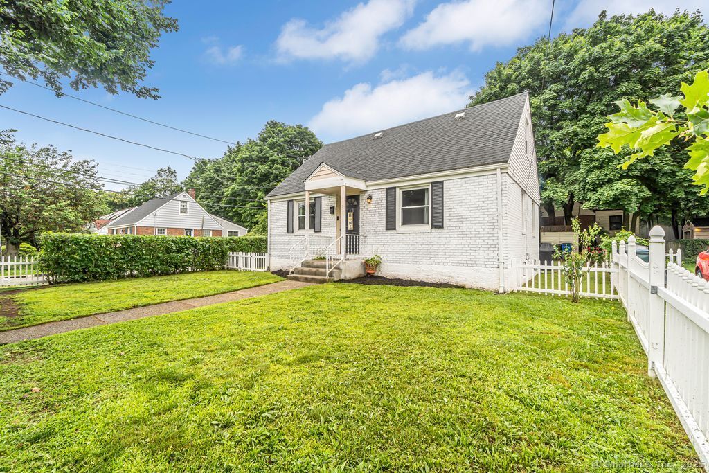 250 Augur Street, Hamden, CT 06517