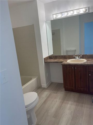2896 S Edgehill Lane 2896, Cooper City, FL 33026