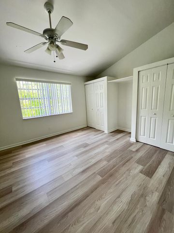2896 S Edgehill Lane 2896, Cooper City, FL 33026