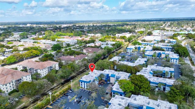 3150 Holiday Springs Boulevard 311, Margate, FL 33063