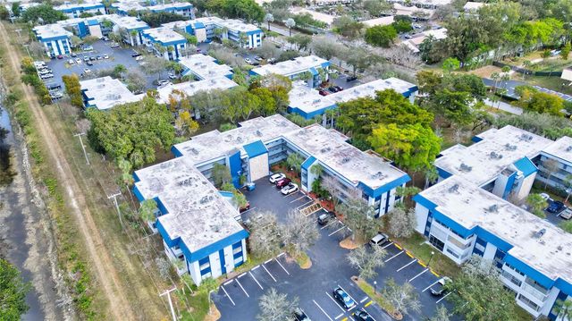 3150 Holiday Springs Boulevard 311, Margate, FL 33063
