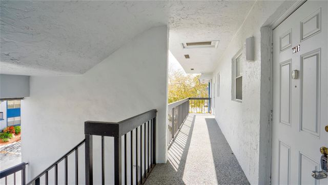 3150 Holiday Springs Boulevard 311, Margate, FL 33063