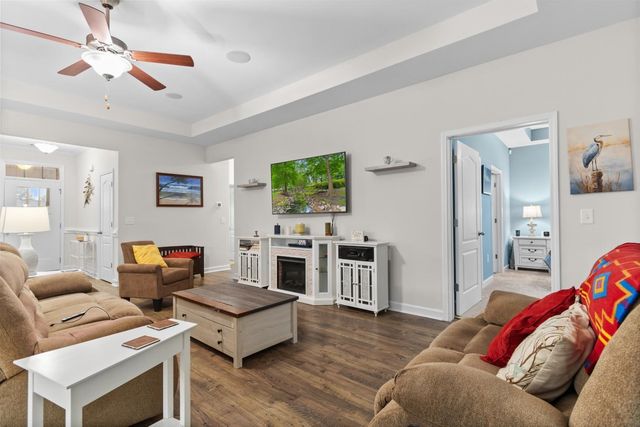 912 Queensferry Ct., Conway, SC 29526