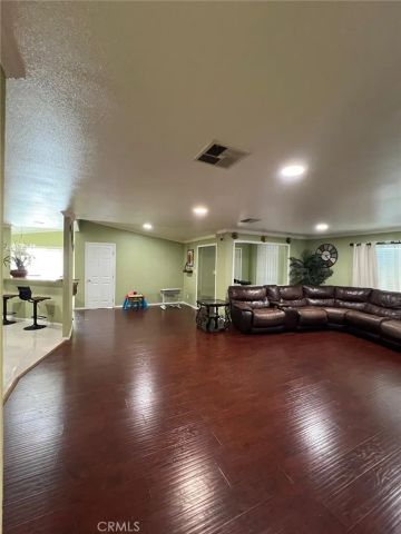 1919 W Coronet 214, Anaheim, CA 92801