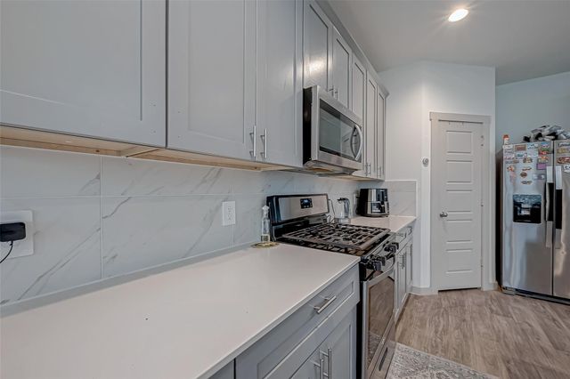 6850 Amber Cliff Lane, Richmond, TX 77469