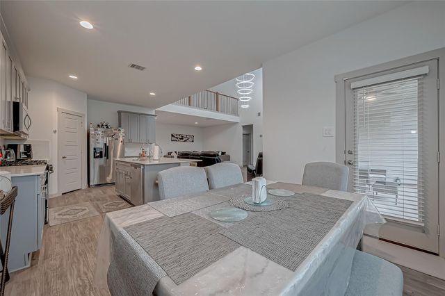6850 Amber Cliff Lane, Richmond, TX 77469