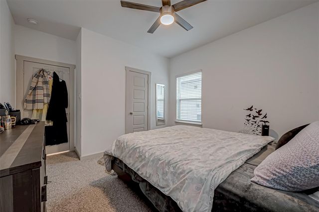6850 Amber Cliff Lane, Richmond, TX 77469
