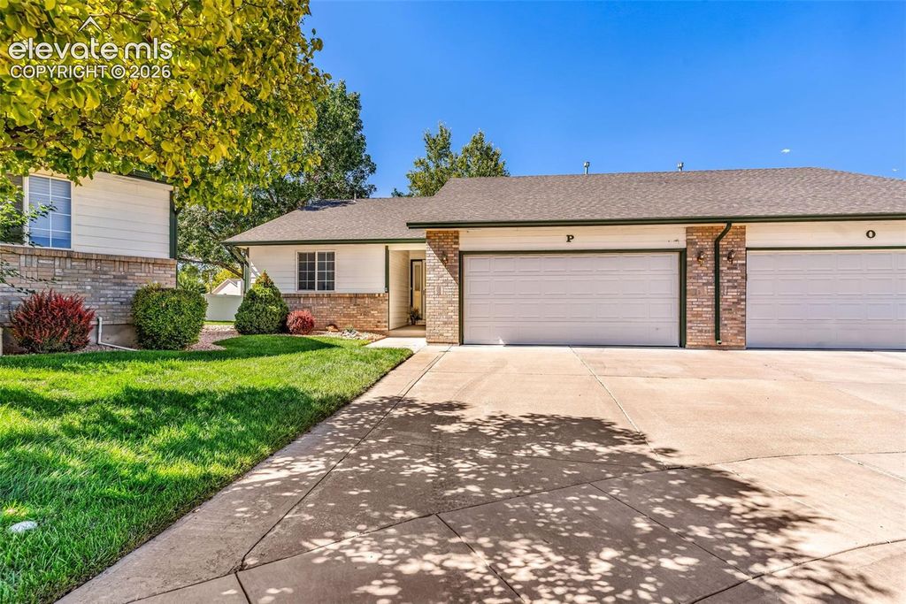 1800 Kingsroyal Boulevard P, Pueblo, CO 81005 — exterior
