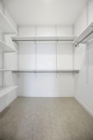 3630 Decorah Way S, Fargo, ND 58104