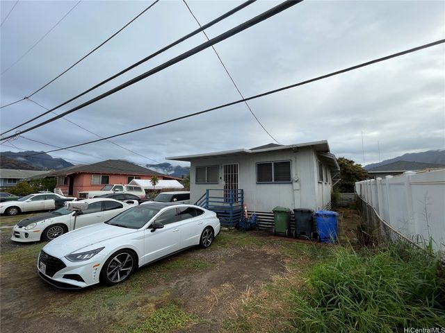87-416 Kulaaupuni Street, Waianae, HI 96792