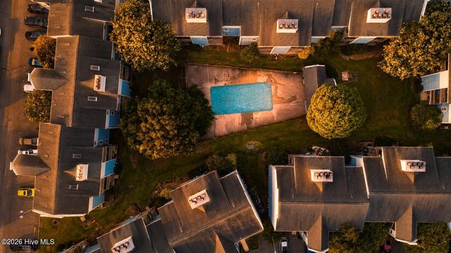 4230 Wilshire Boulevard Apt 306d, Wilmington, NC 28403