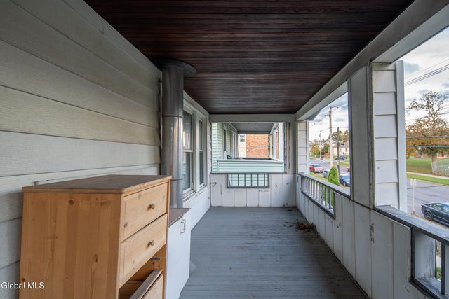 81 N Main Avenue, Albany, NY 12203