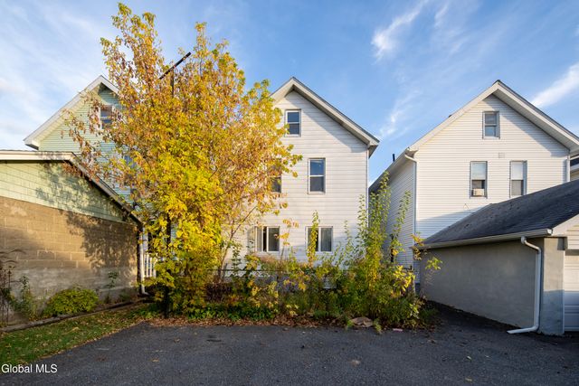 81 N Main Avenue, Albany, NY 12203