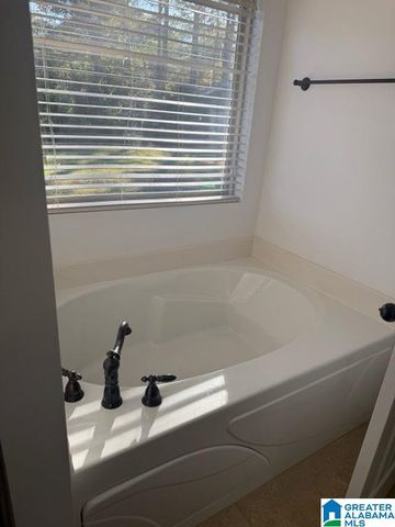 6121 LONGMEADOW WAY, Trussville, AL 35173