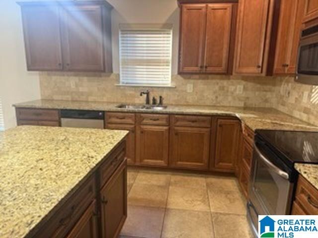 6121 LONGMEADOW WAY, Trussville, AL 35173