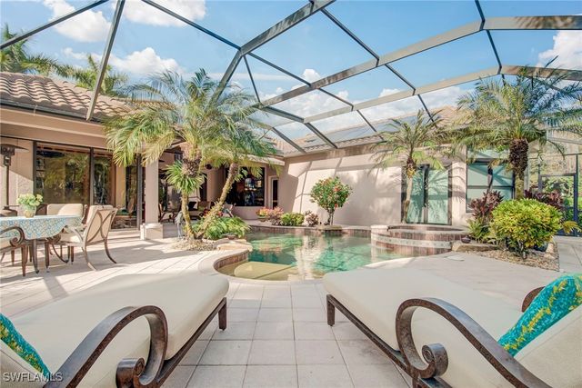 3126 Terramar CT, Naples, FL 34119