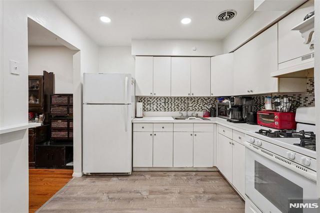 366 Hoover Avenue 119, Bloomfield, NJ 07003