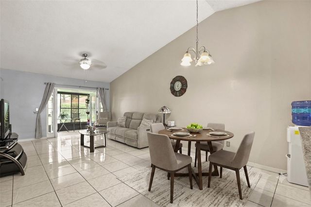 49 PINE ISLAND CIRCLE, Kissimmee, FL 34743