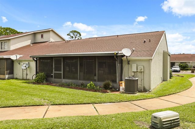 49 PINE ISLAND CIRCLE, Kissimmee, FL 34743