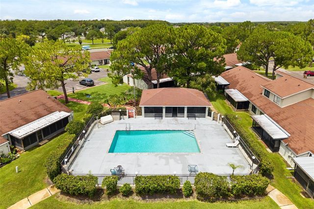 49 PINE ISLAND CIRCLE, Kissimmee, FL 34743