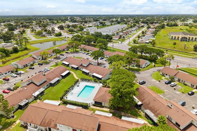 49 PINE ISLAND CIRCLE, Kissimmee, FL 34743