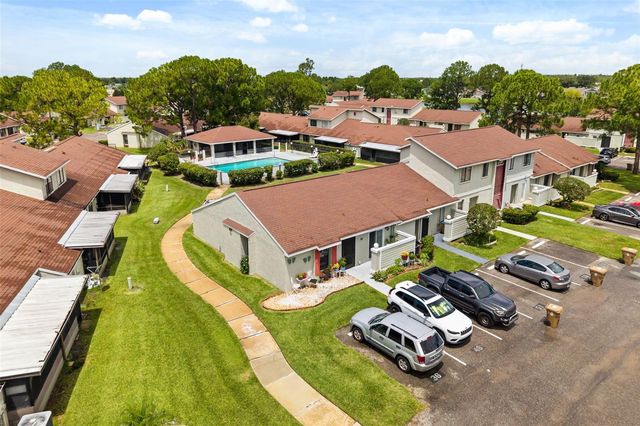 49 PINE ISLAND CIRCLE, Kissimmee, FL 34743