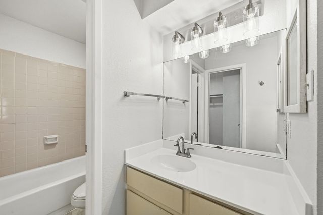 13212 Rampart ST, Austin, TX 78727
