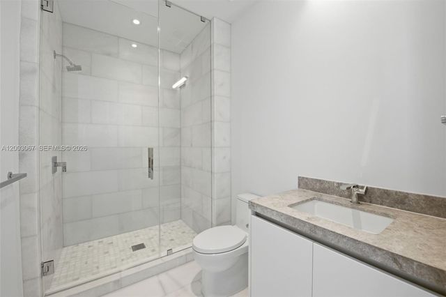 175 SE 25th Rd 3302, Miami, FL 33129