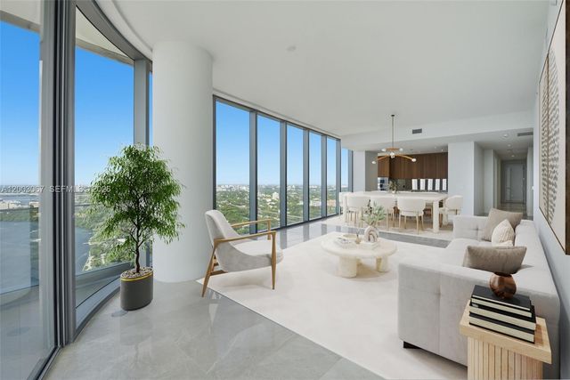 175 SE 25th Rd 3302, Miami, FL 33129