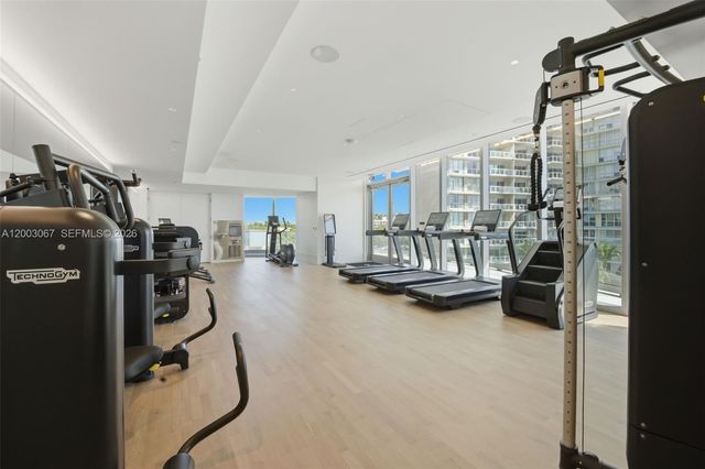 175 SE 25th Rd 3302, Miami, FL 33129