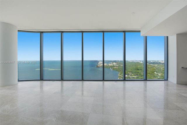 175 SE 25th Rd 3302, Miami, FL 33129