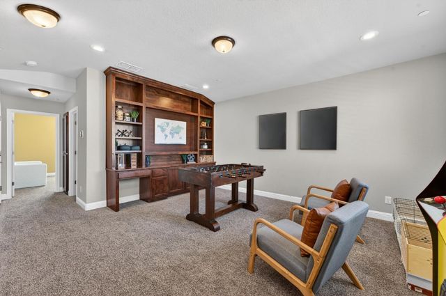 2040 Somers St, Roseville, CA 95747