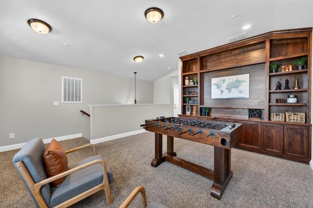 2040 Somers St, Roseville, CA 95747