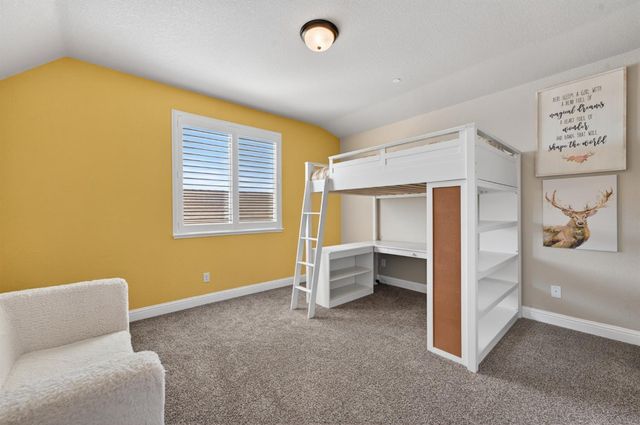 2040 Somers St, Roseville, CA 95747