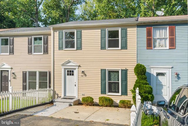 102 LITTLE CREEK LN, La Plata, MD 20646