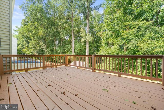 102 LITTLE CREEK LN, La Plata, MD 20646