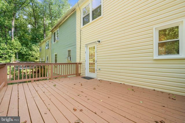 102 LITTLE CREEK LN, La Plata, MD 20646