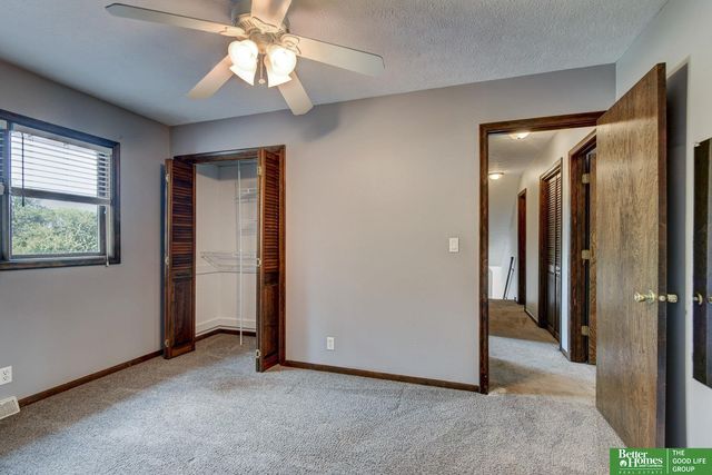 511 S 150th Circle, Omaha, NE 68154