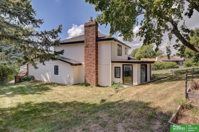 511 S 150th Circle, Omaha, NE 68154