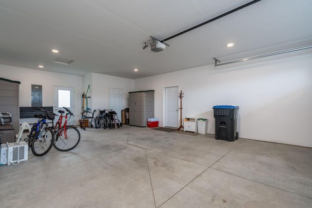 3118 Prairie Rose Drive, Mankato, MN 56001