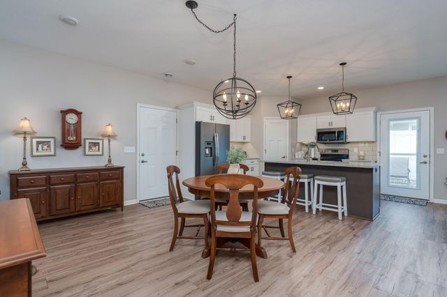 3118 Prairie Rose Drive, Mankato, MN 56001