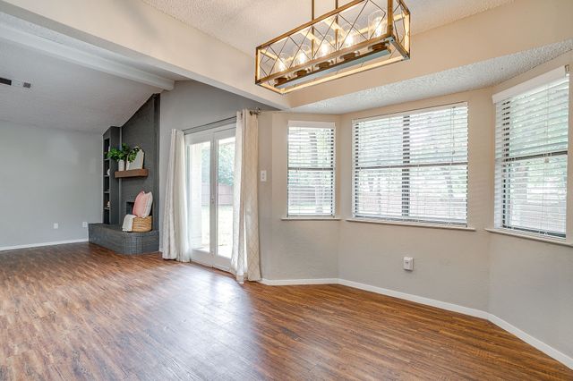7612 Ripple Creek Court, Fort Worth, TX 76120