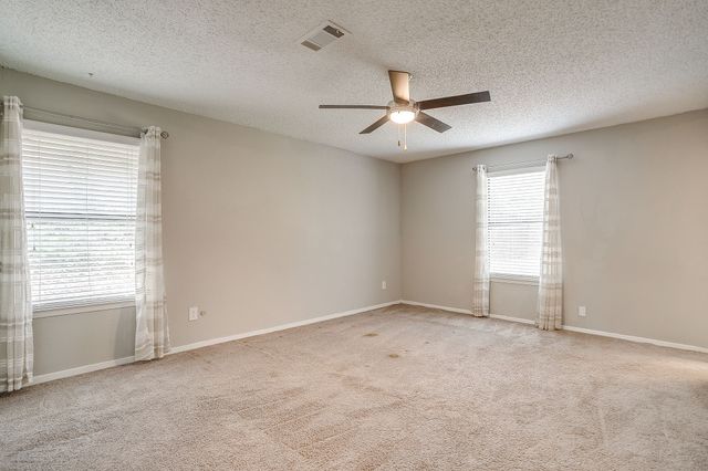 7612 Ripple Creek Court, Fort Worth, TX 76120