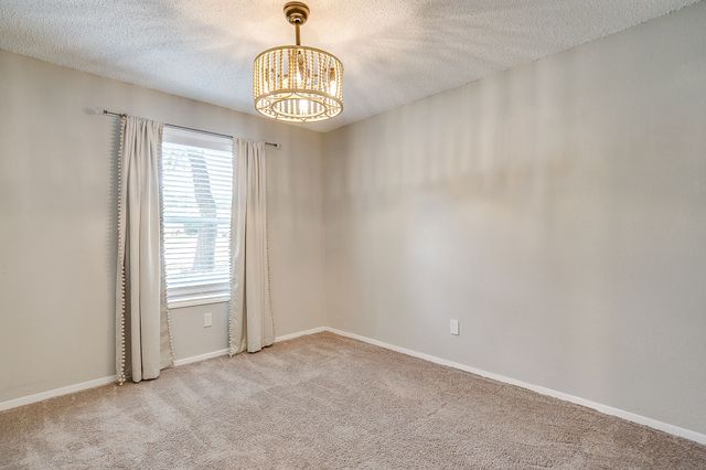 7612 Ripple Creek Court, Fort Worth, TX 76120