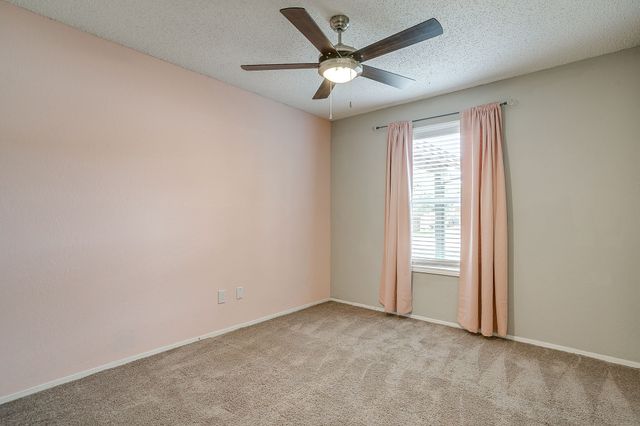 7612 Ripple Creek Court, Fort Worth, TX 76120