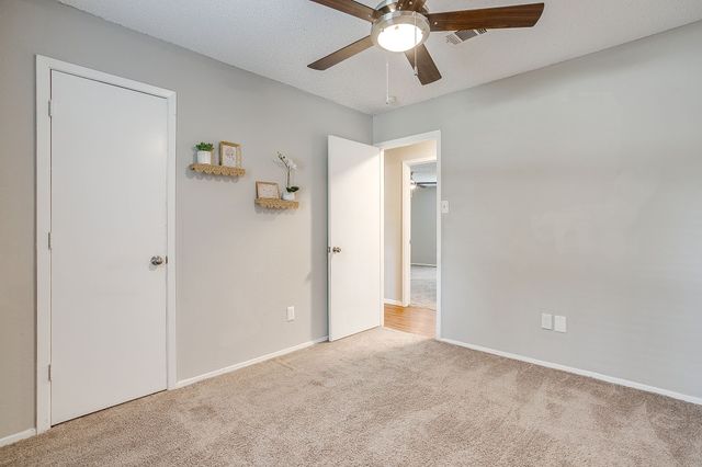 7612 Ripple Creek Court, Fort Worth, TX 76120